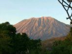 aktivitas-gunung-agung-14-juni_20180917_092533.jpg