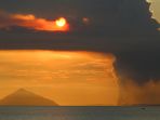 aktivitas-gunung-anak-krakatau_20220426_150456.jpg