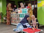 aktivitas-ibu-ibu-nelayan-mitra-pertamina-hulu-mahakam-dalam-program-nelayanku-hebat.jpg