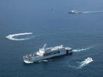 aktivitas-latihan-mengatasi-pembajakan-di-laut-oleh-tni-al-armada-timur_20160305_161326.jpg