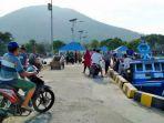aktivitas-warga-pulau-sebesi.jpg