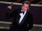 aktor-as-brad-pitt-menerima-penghargaan-sebagai-aktor-terbaik-3.jpg