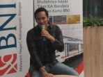 aktor-tora-sudiro-saat-peresmian-stasiun-bni-city-senin-812018_20180108_160034.jpg