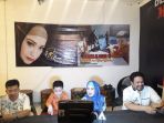 al-jabbar-duet-dengan-neng-wirdha-di-single-corona-is-covid-19_20200508_191123.jpg