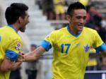 aldo-barreto-gustavo-chena-persegres-gresik-united.jpg