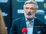 alec-baldwin-menghadiri-pemutaran-perdana-film-dokumenter-geografis-nasional-dunia-the-first-wave.jpg