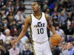 alec-burks_20150101_093748.jpg