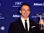 alessandro-del-piero-di-laureus-world-sports-award_20160420_172645.jpg
