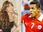 alexis-sanchez-n-camila-andrade_20141127_114317.jpg