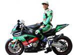 ali-adriansyah-rusmiputro-diatasmotormejengggg.jpg