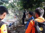 alif-hanyut-di-kali-ciliwung.jpg