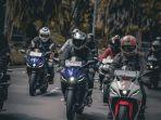 all-new-r15m-connected-abs.jpg