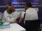 allianz-indonesia-bersama-ojk-gelar-vaksinasi-covid-19_20210428_020439.jpg