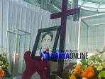 altar-mendiang-go-derbin-ariesta_20180515_055153.jpg