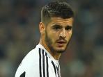 alvaro-morata-miringggg_20151006_114117.jpg