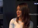 amanda-manopo-harus-syuting-di-kali-yang-penuh-sampah.jpg