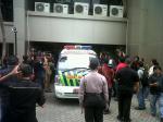ambulans-di-kantor-kpk.jpg