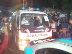 ambulans-jenazah_20150429_054157.jpg