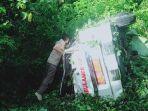 ambulans-masuk-jurang-garut.jpg