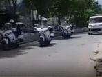 ambulans-salip-rombongan-presiden.jpg