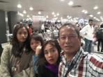 amel-carla-bersama-ibu_20160717_160809.jpg