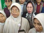 aminah-kakak-kandung-dari-terpidana-kasus-vina-cirebon.jpg