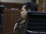 anas-dan-setnov-jadi-saksi-sidang-ktp-elektronik_20170406_143101.jpg