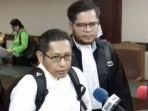 anas-urbaningrum-di-pengadilan-negeri-jakarta-pusat_20180524_180733.jpg