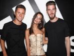 ander-herrera-emily-ratajkowski-david-de-gea_20170717_170217.jpg