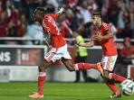 anderson-talisca-dan-eduardo-salvio_20150129_085746.jpg