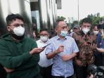 andi-arief-diperiksa-kpk_20220411_150313.jpg
