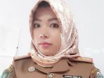 andi-erni-astuti-istri-mussakir-sarira-ketua-dprd-kolaka-utara_20171021_143038.jpg