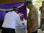 andi-harahap-mencoblos-di-pemilukada-penajam.jpg