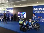 andrea-iannone-dan-alex-rins_20170130_100916.jpg