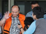 andri-tristianto-sutrisna-jalani-pemeriksaan-lanjutan_20160226_204151.jpg