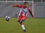 andrija-radulovic-saat-membela-red-star-belgrade.jpg
