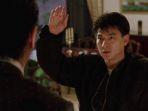 andy-lau-sebagai-crab-chan-dalam-film-casino-raiders-1989.jpg