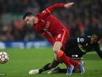 andy-robertson-pada-laga-liverpool-vs-inter-milan.jpg
