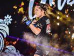 angela-lee-1.jpg