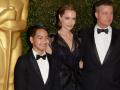 angelina-jolie-bersama-anak-sulung-dan-pasangannya-brad-pitt.jpg