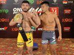 angga-vs-ronald-mastrana-saling-hancurkan-mental-jelang-tanding-di-one-pride-mma-74.jpg