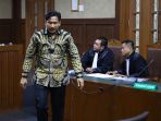 anggota-dpr-fraksi-golkar-bowo-sidik-jalani-sidang-perdana-kasus-suap_20190814_170529.jpg