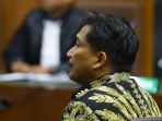 anggota-dpr-fraksi-golkar-bowo-sidik-jalani-sidang-perdana-kasus-suap_20190814_171422.jpg