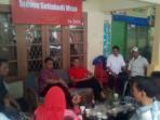 anggota-komisi-e-dprd-dki-steven-setiabudi-musa-temui-warga-kelurahan-sungai-bambau-tg-priok_20161018_171152.jpg