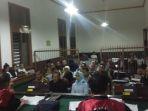 anggota-komisi-i-dprd-purwakarta-saat-jadi-saksi.jpg