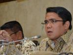 anggota-komisi-ii-dpr-ri-arteria-dahlan_20161004_180021.jpg