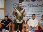 anggota-komisi-iii-dpr-ahmad-sahroni_20180418_064012.jpg