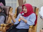 anggota-komisi-ix-dpr-ri-dewi-aryani_20170411_130331.jpg