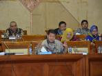 anggota-komisi-ix-dpr-ri-roberth-rouw_20160907_113735.jpg