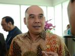 anggota-komisi-xi-dpr-ri-heri-gunawan_20160827_112914.jpg